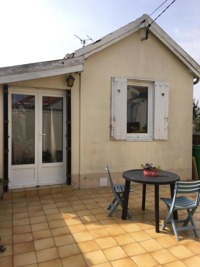 ルマン La Jolie Petite Maisonヴィラ エクステリア 写真